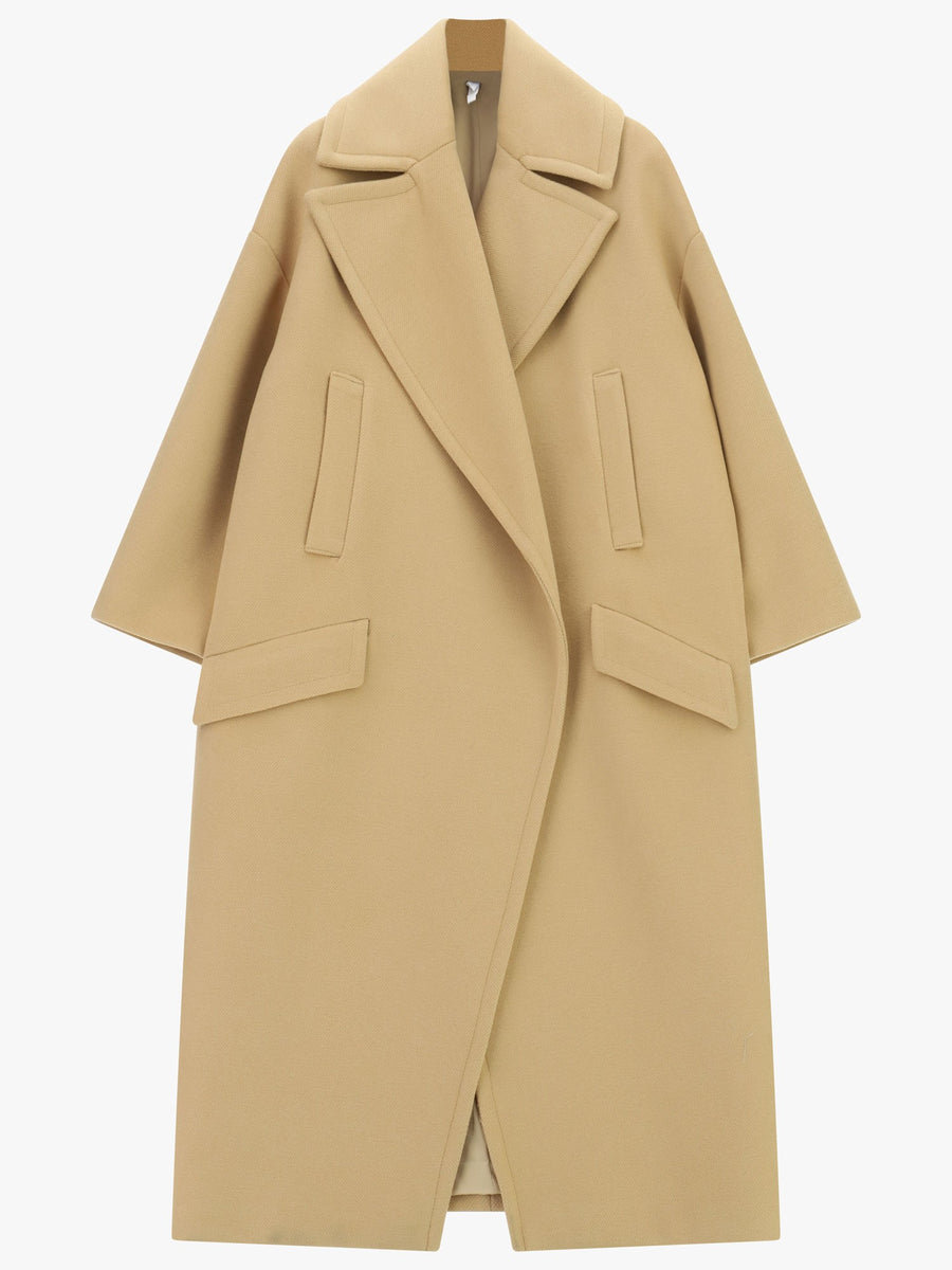 Cappotto lungo con rever oversize e tasche a filetto