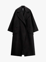 Cappotto lungo con rever oversize e tasche a filetto