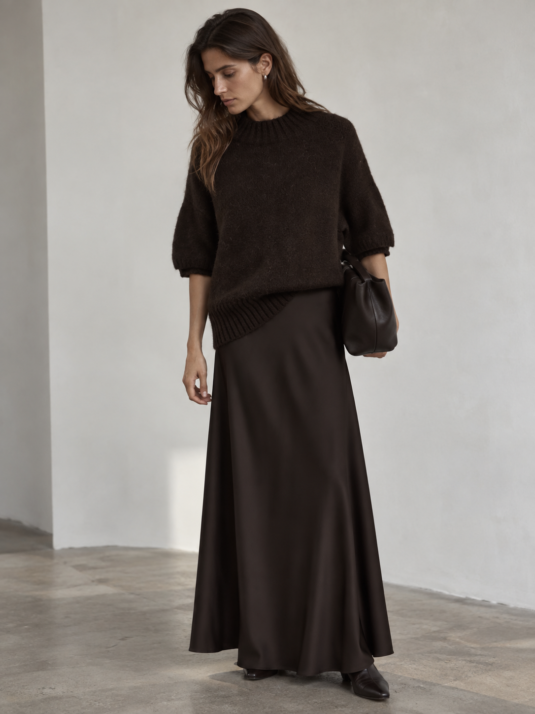 Maglione moro a maniche corte con collo polo ampio bordo