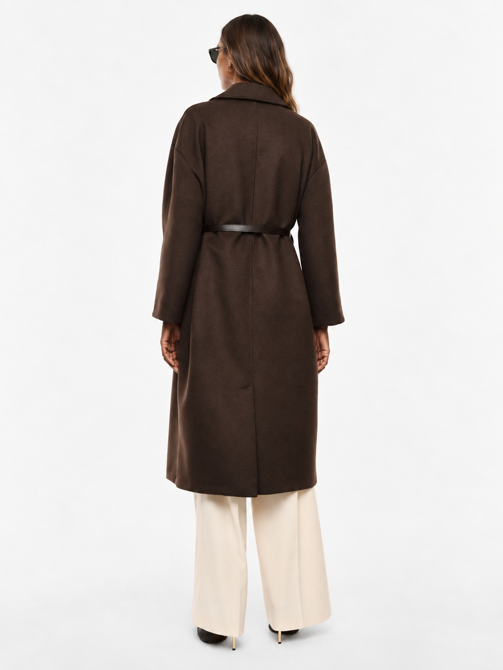 Cappotto lungo doppiopetto con cintura e tasche