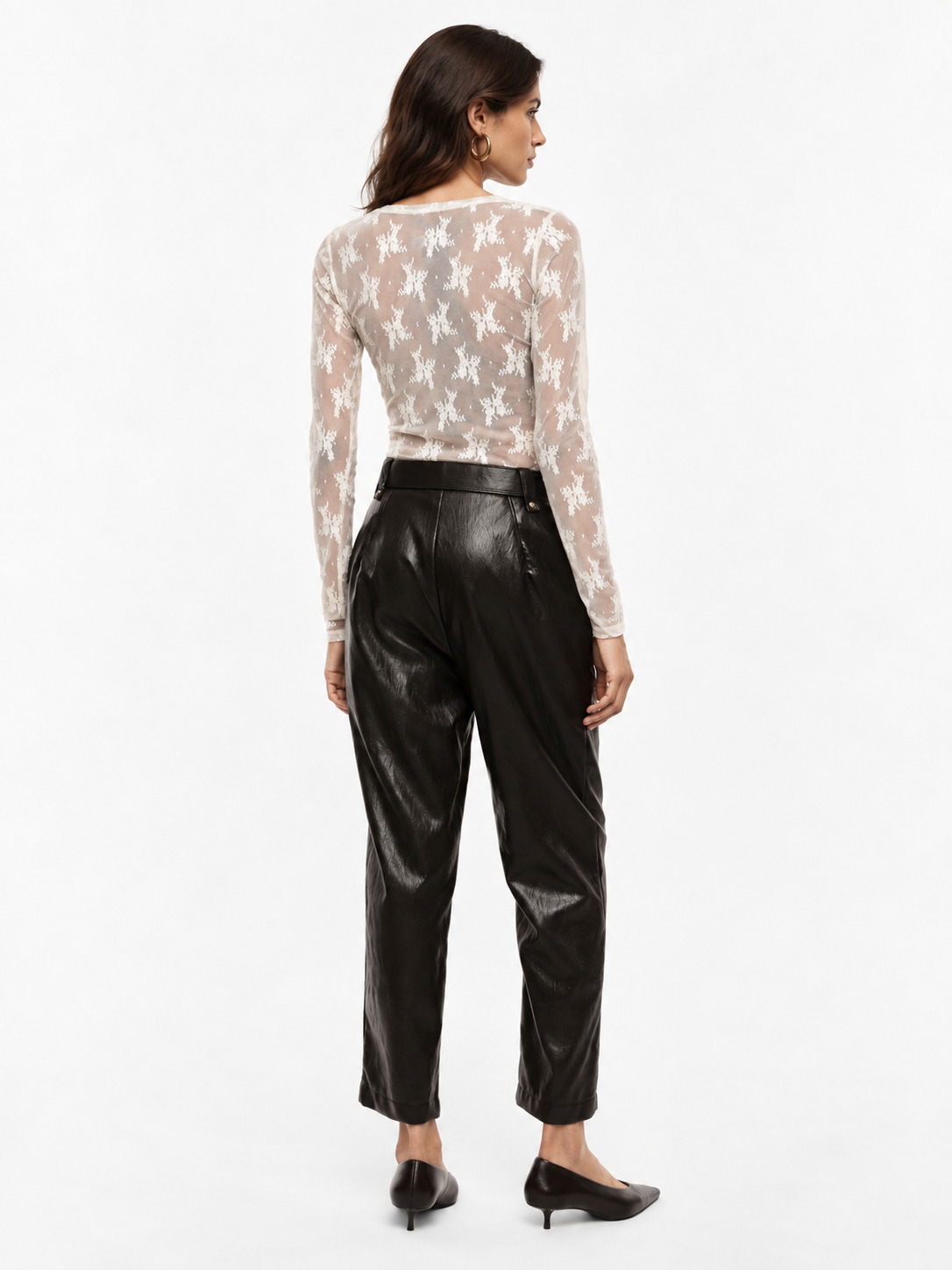 Pantaloni in similpelle a vita alta con cintura