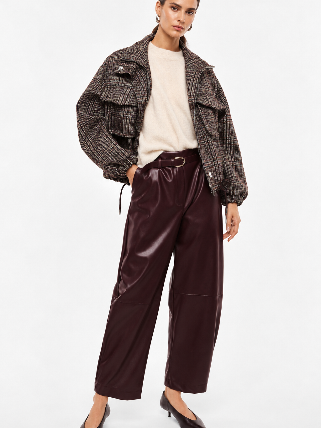 Pantaloni in similpelle vita alta con cintura