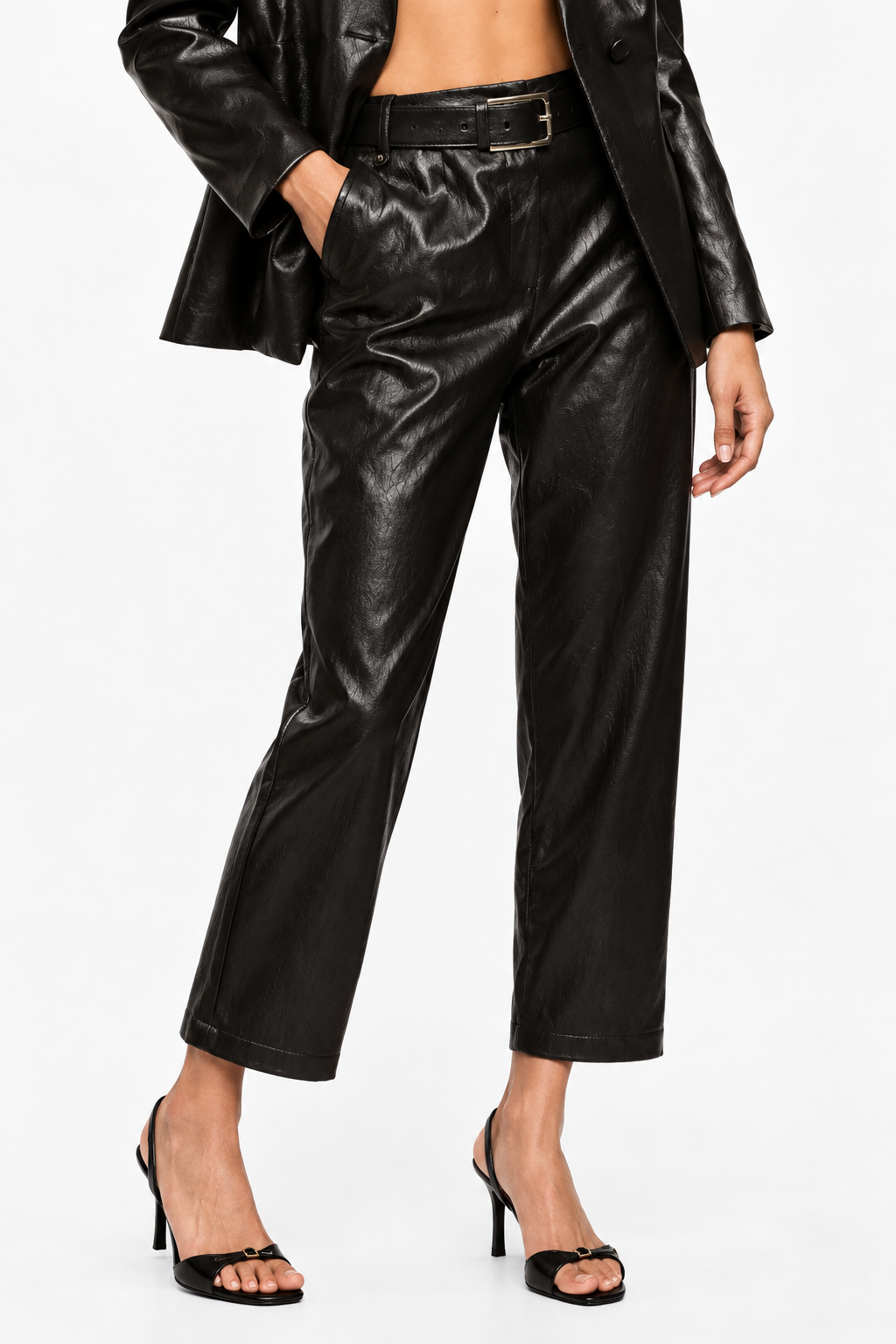 Pantaloni in similpelle a vita alta con cintura