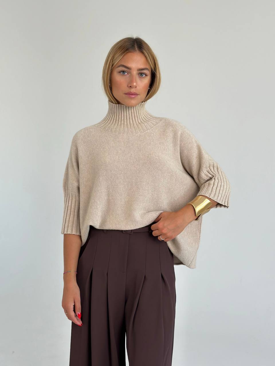 Maglione collo a cratere con maniche 3/4
