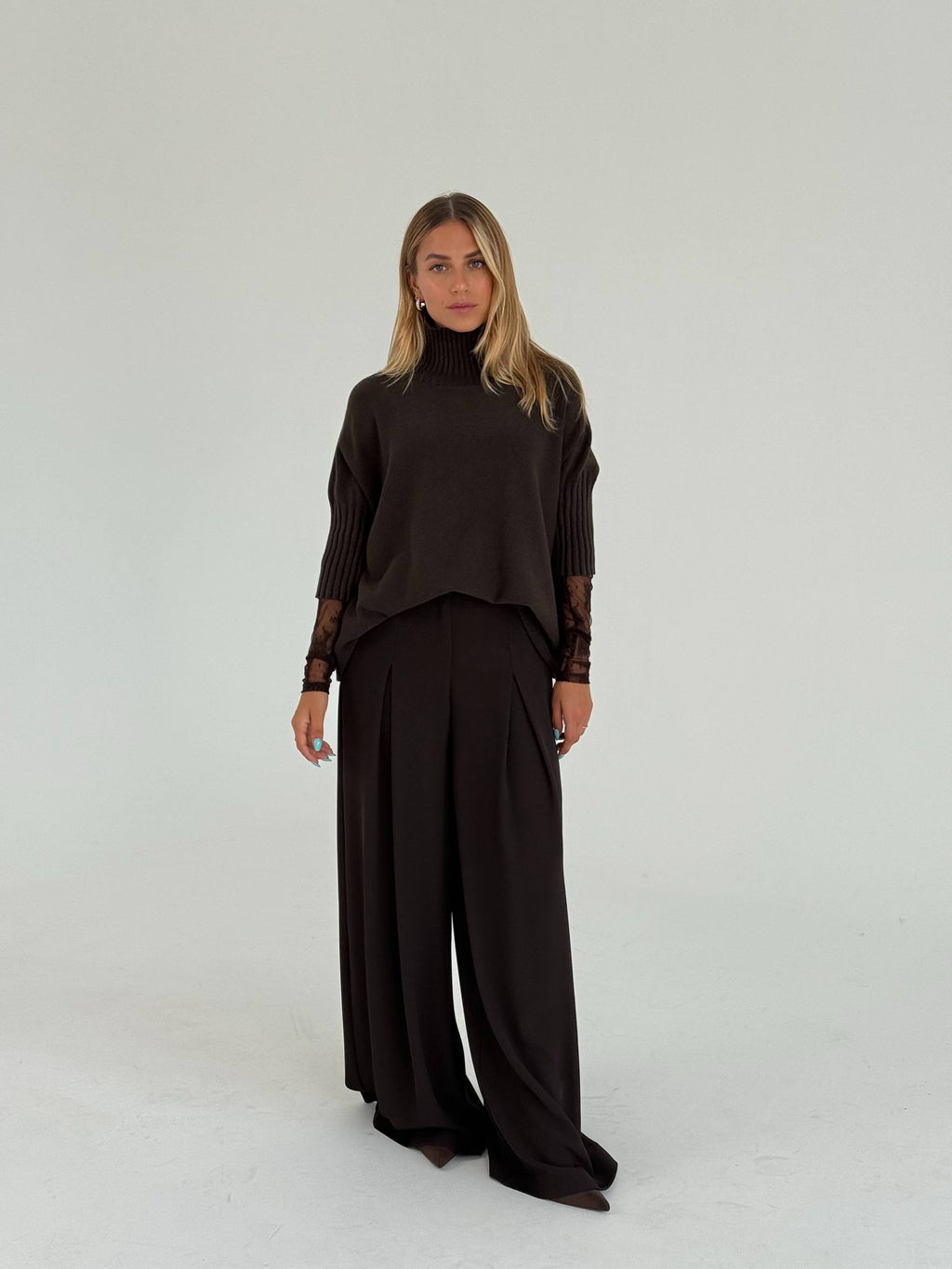 Maglione collo a cratere con maniche 3/4